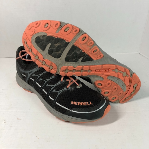 trail running shoes merrell